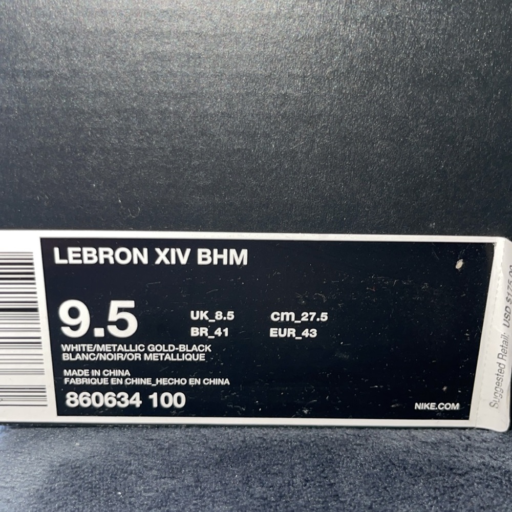Lebron XIV BHM Brand New
never worn
Size 9.5 - Picture 5 of 5